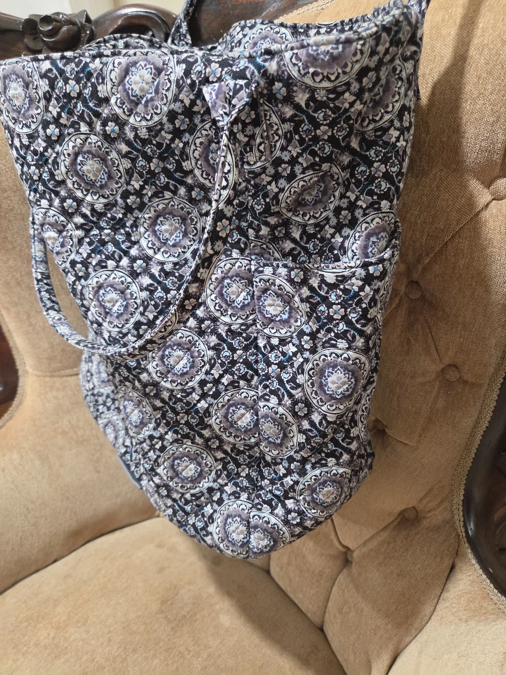 Vera Bradley Quilted Tote  Bag In Charcoal Medallion